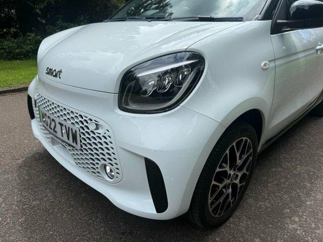 Smart Forfour 17.6Kwh Exclusive Hatchback 22K Black #65