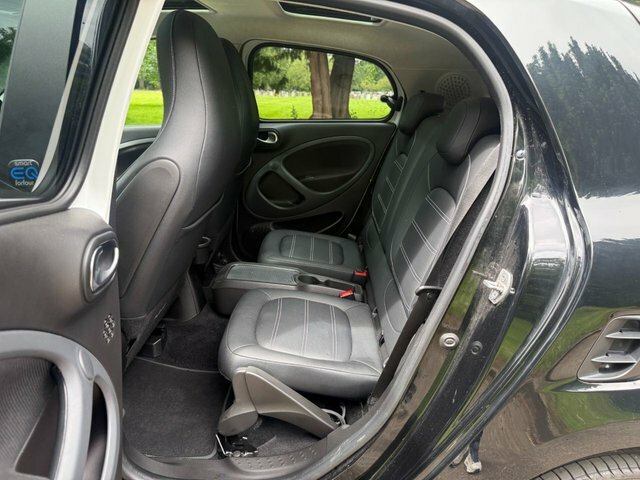 Smart Forfour 17.6Kwh Exclusive Hatchback 22K Black #27