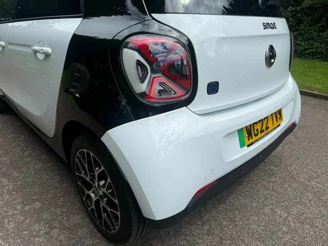 Smart Forfour 17.6Kwh Exclusive Hatchback 22K Black #67