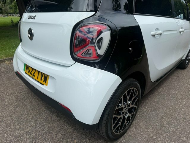 Smart Forfour 17.6Kwh Exclusive Hatchback 22K Black #68