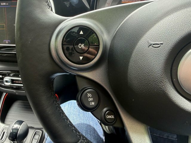 Smart Forfour 17.6Kwh Exclusive Hatchback 22K Black #42