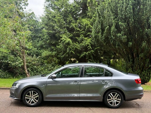 Volkswagen Jetta Tdi Bluemotion Tech Se Grey #4