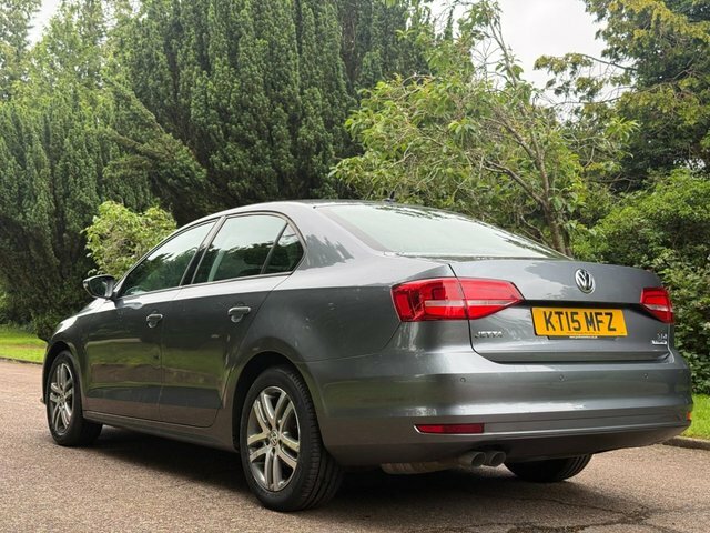Volkswagen Jetta Bluemotion Technology Tdi  #46