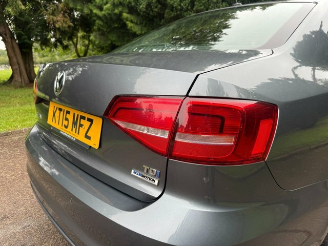 Volkswagen Jetta Bluemotion Technology Tdi  #41