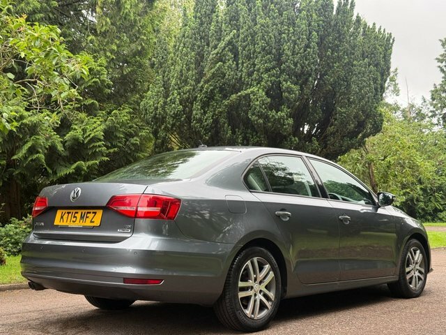 Volkswagen Jetta Bluemotion Technology Tdi  #48