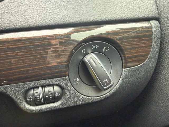 Volkswagen Jetta Bluemotion Technology Tdi  #33