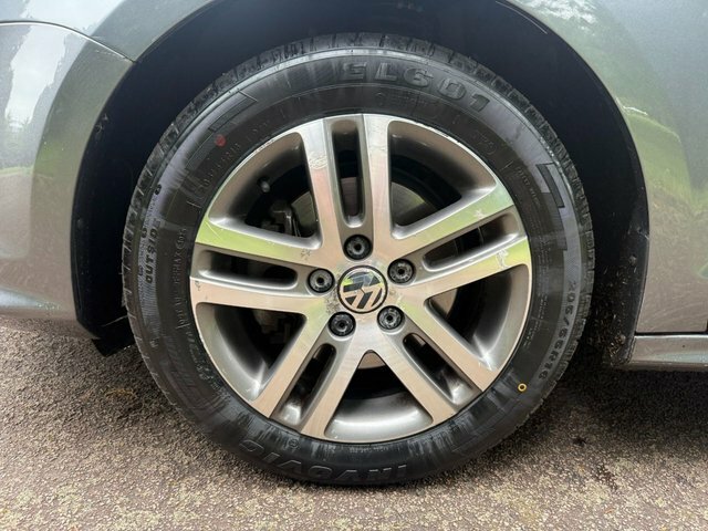 Volkswagen Jetta Bluemotion Technology Tdi  #39