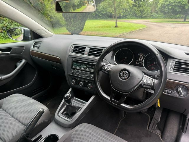 Volkswagen Jetta Bluemotion Technology Tdi  #11