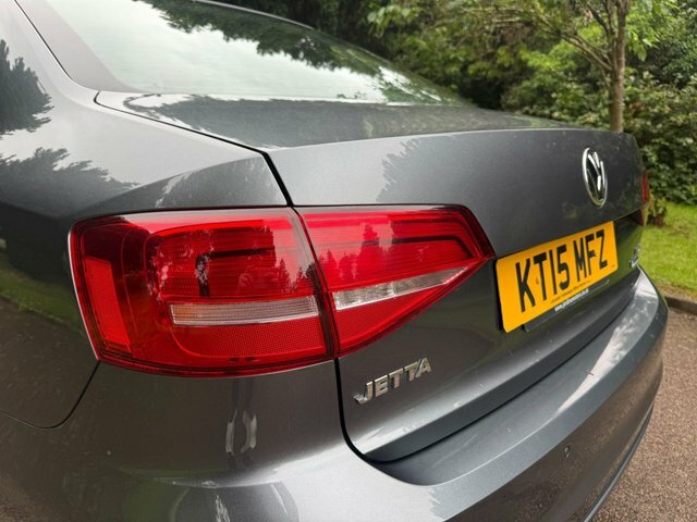 Volkswagen Jetta Bluemotion Technology Tdi  #40