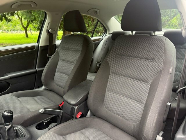 Volkswagen Jetta Bluemotion Technology Tdi  #15