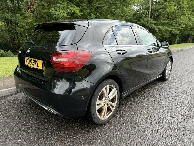 Mercedes-Benz A Class 1.5 A180d Sport Hatchback 7G-dct Euro 6 White #3