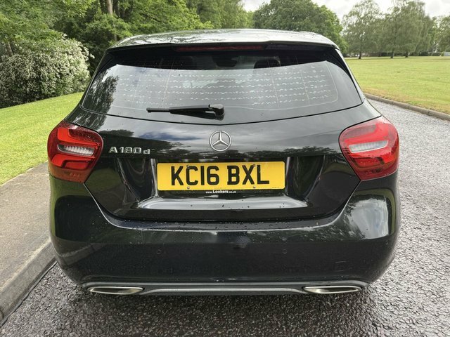 Mercedes-Benz A Class 1.5 A180d Sport Hatchback 7G-dct Euro 6 White #4