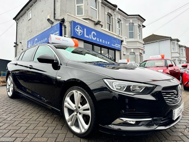 Vauxhall Insignia 2.0 Turbo D Blueinjection Sri VX Line Nav Black #3