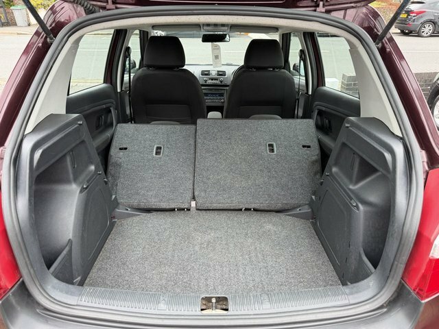 Skoda Fabia 1.2 Tsi Silver #27