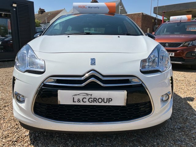DS DS 3 1.2 Puretech Dstyle 1 Owner - 11 Services - LV65BJY White #3