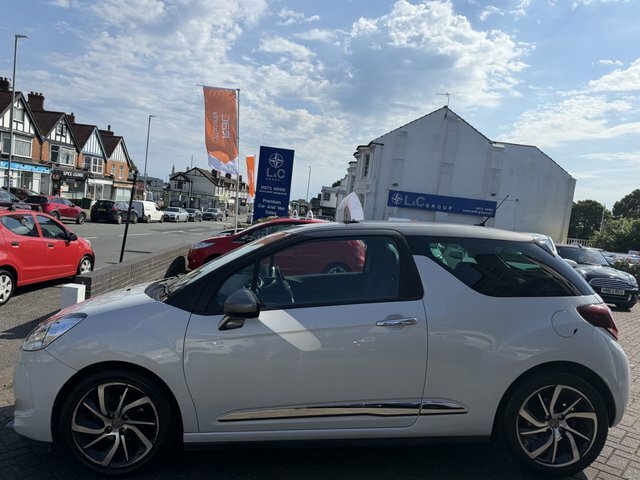 DS DS 3 1.6 Bluehdi Dstyle Nav Euro 6 20 A Year Road White #6