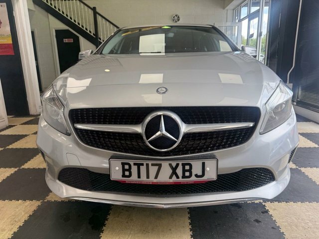Mercedes-Benz A Class A180d Sport Hatchback BT17XBJ Silver #4