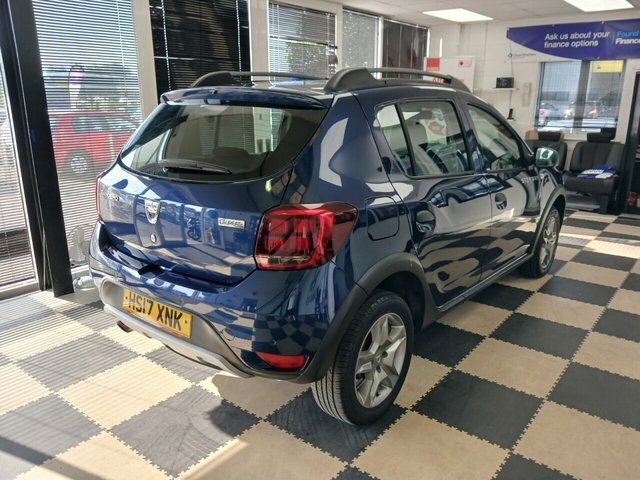Dacia Sandero Stepway Tce Laureate Hatchback HG17XNK Blue #5