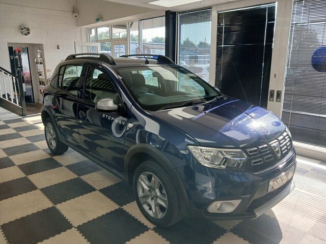 Dacia Sandero Stepway Tce Laureate Hatchback HG17XNK Blue #3