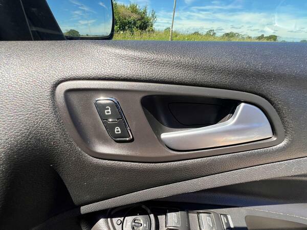 Ford Kuga 2.0 Tdci Titanium Suv Awd Silver #14