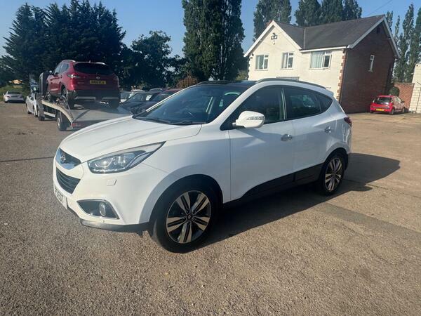 Hyundai Ix35 2.0 Crdi Premium Panorama 4Wd Euro 5 White #3