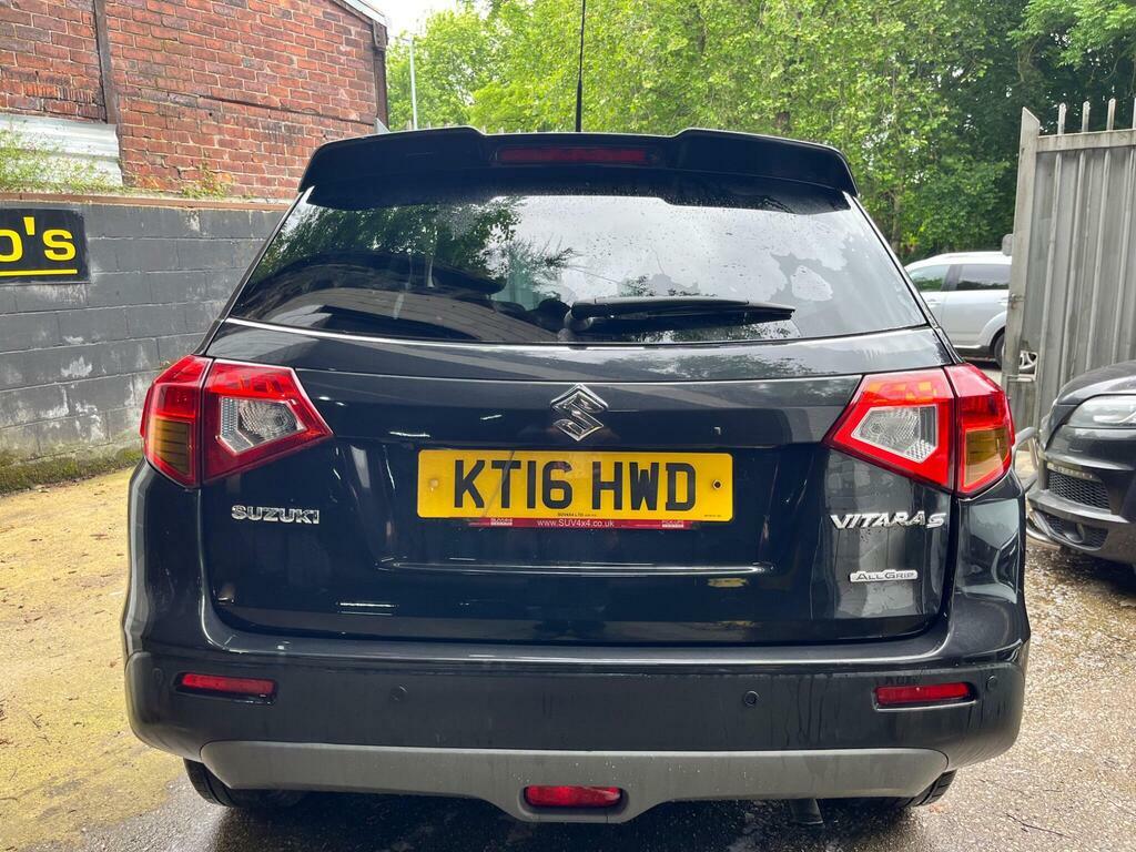 Suzuki Vitara 1.6 Sz-t White #12