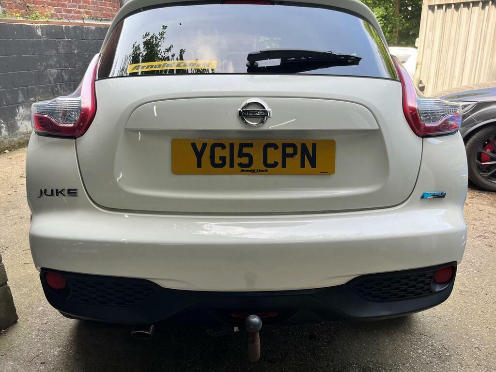 Nissan Juke Suv White #13