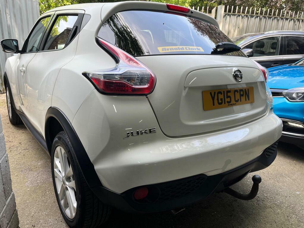 Nissan Juke Suv White #11