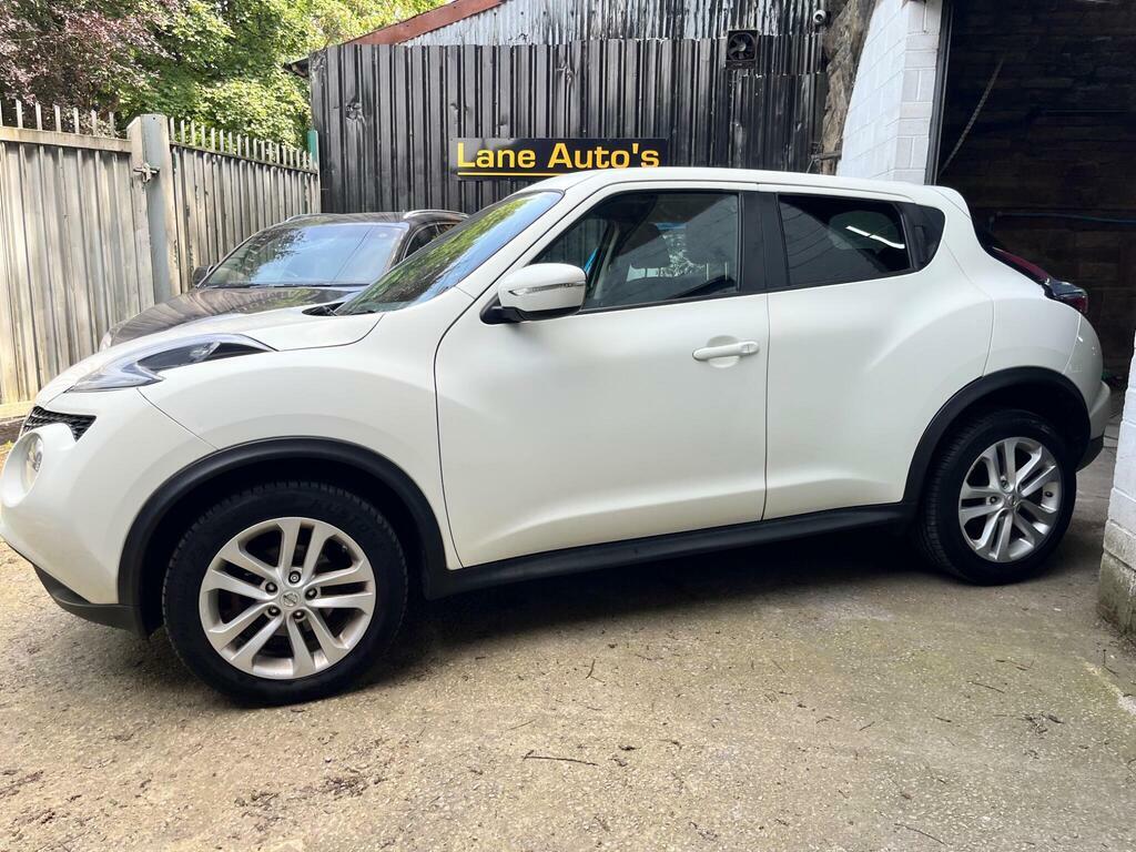 Nissan Juke Suv White #10