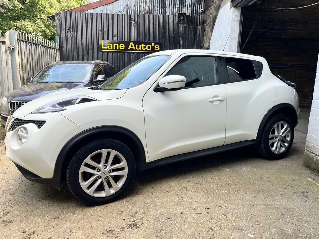 Nissan Juke Suv White #8