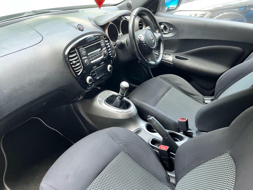Nissan Juke Suv White #20
