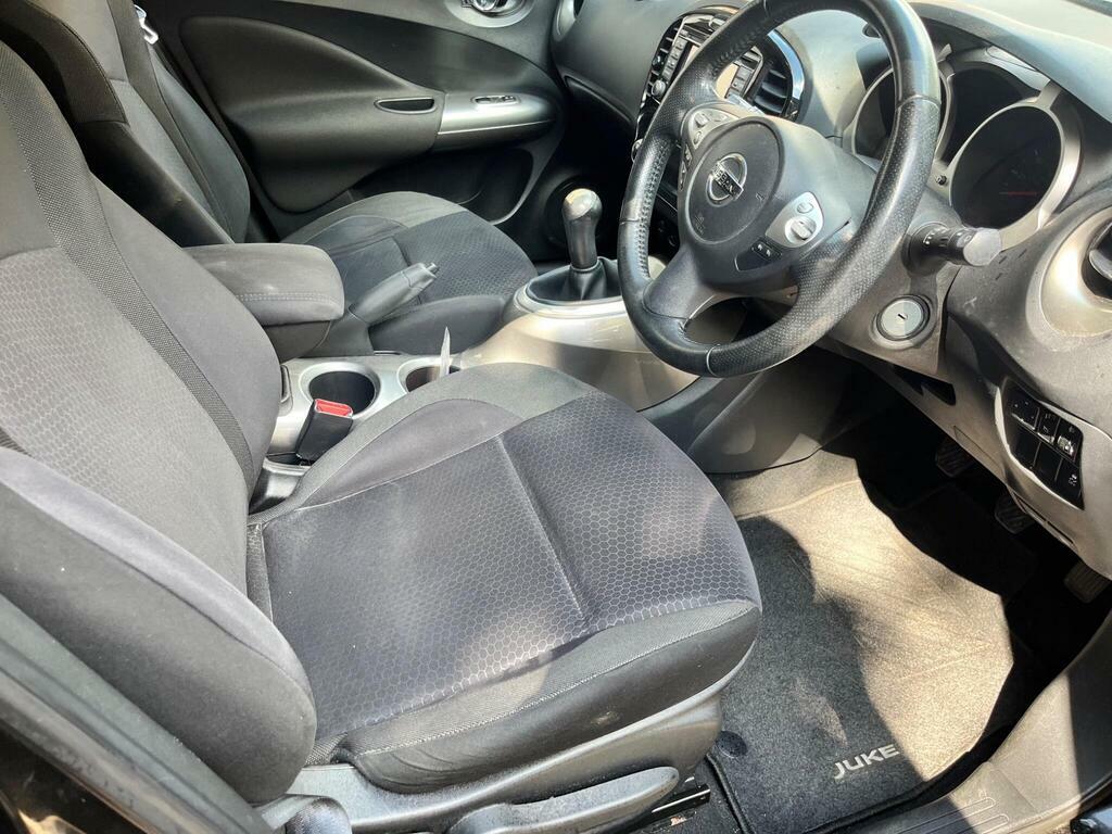Nissan Juke Hatchback White #14