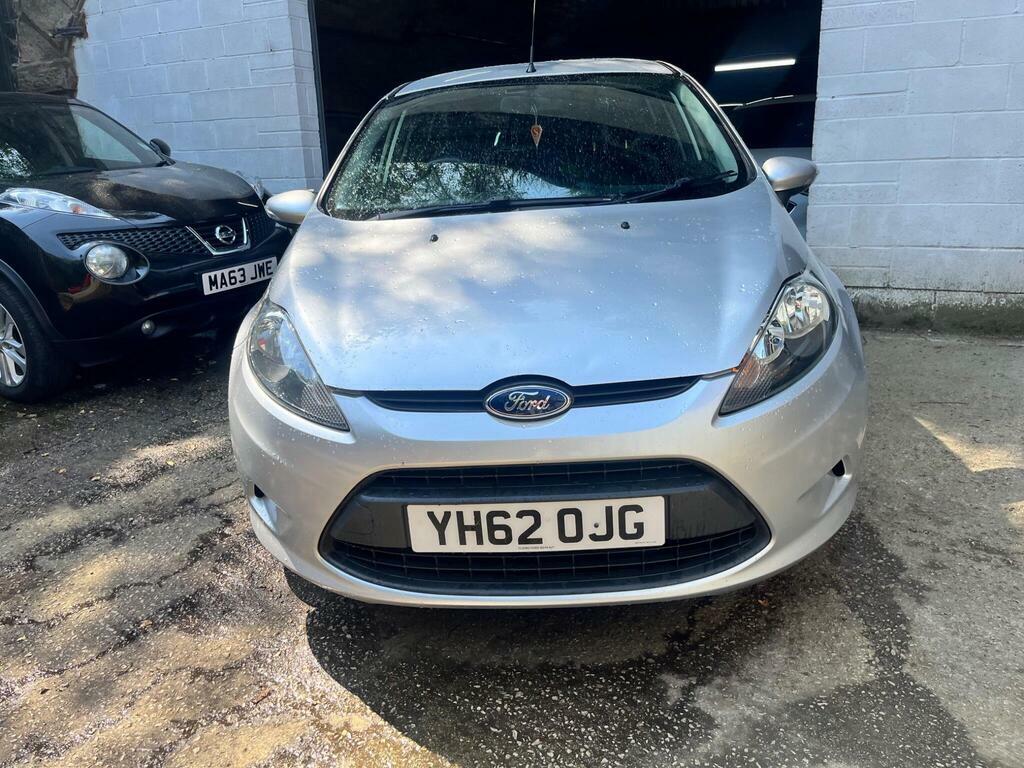 Ford Fiesta 1.6 Titanium Hatchback 134 Gkm Grey #12