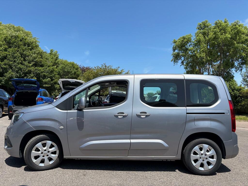 Vauxhall Combo Life 1.5 Turbo D Blueinjection Energy Mpv Au Grey #4