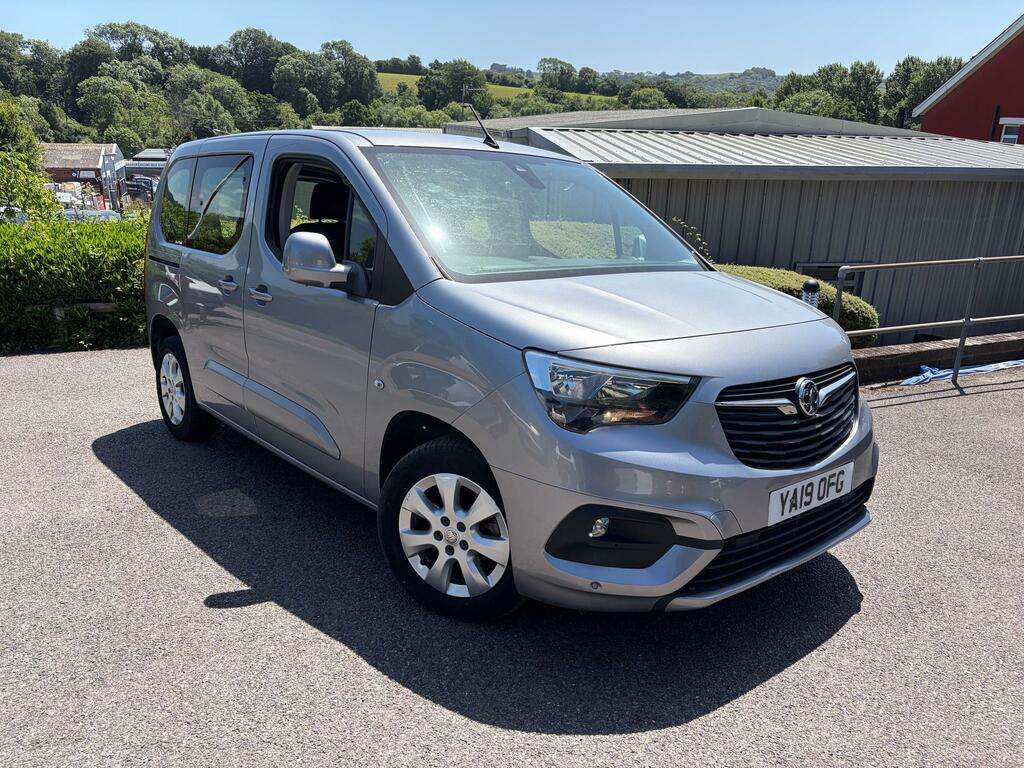 Vauxhall Combo Life 1.5 Turbo D Blueinjection Energy Mpv Au Grey