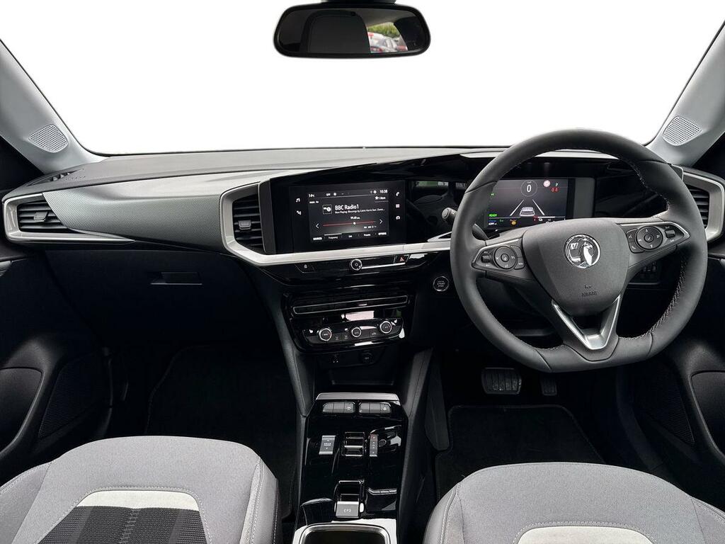 Vauxhall Mokka-e Griffin Green #12