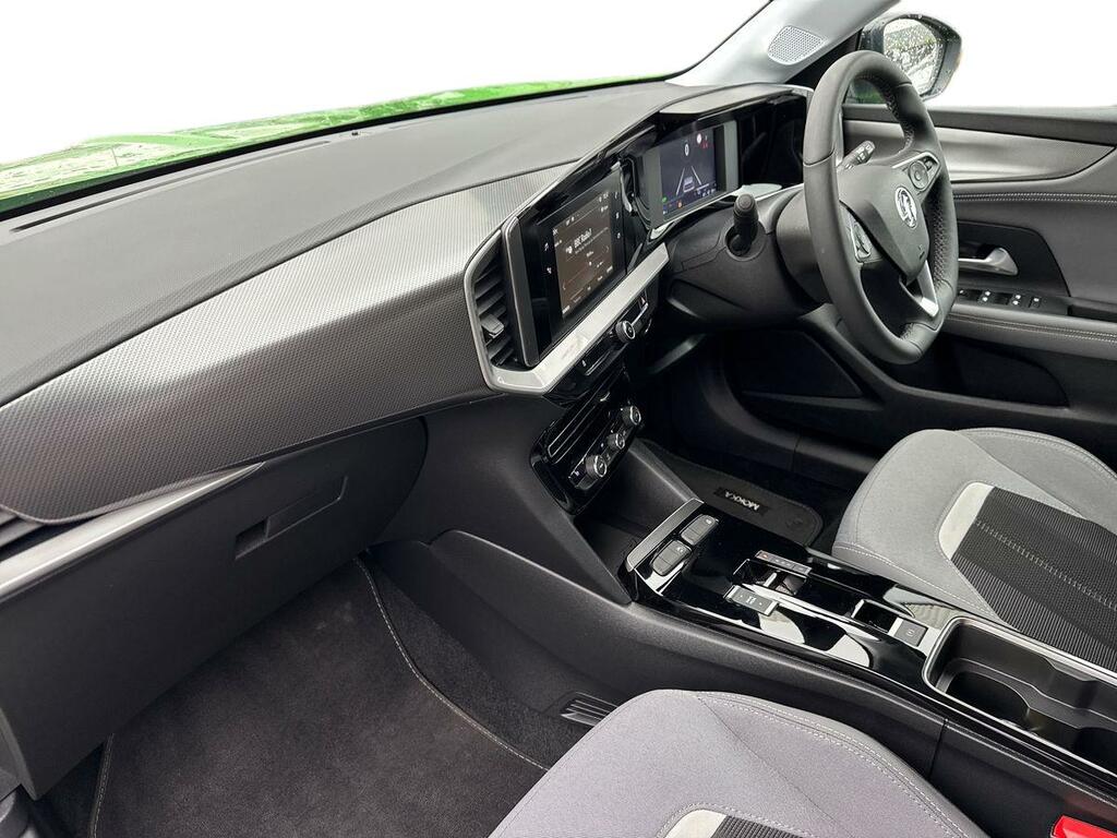 Vauxhall Mokka-e Griffin Green #13