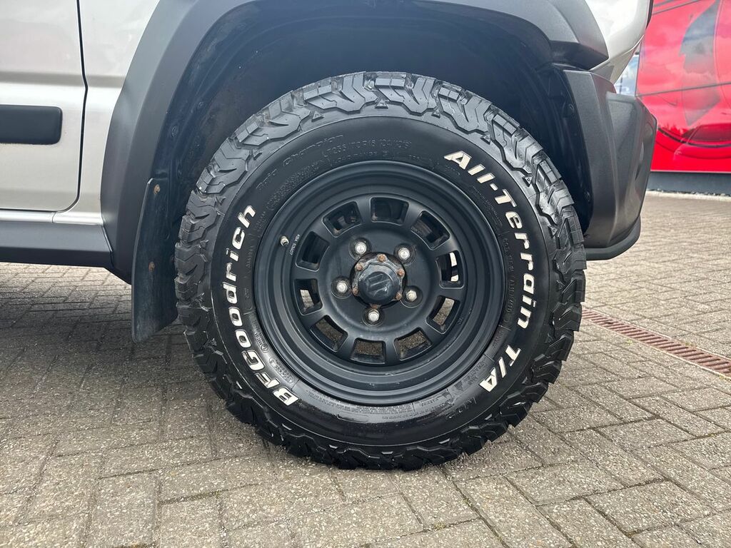 Suzuki Jimny Sz5 Automatic #9