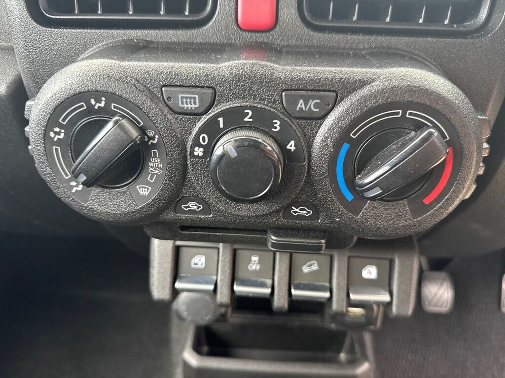 Suzuki Jimny Sz5 Automatic #15