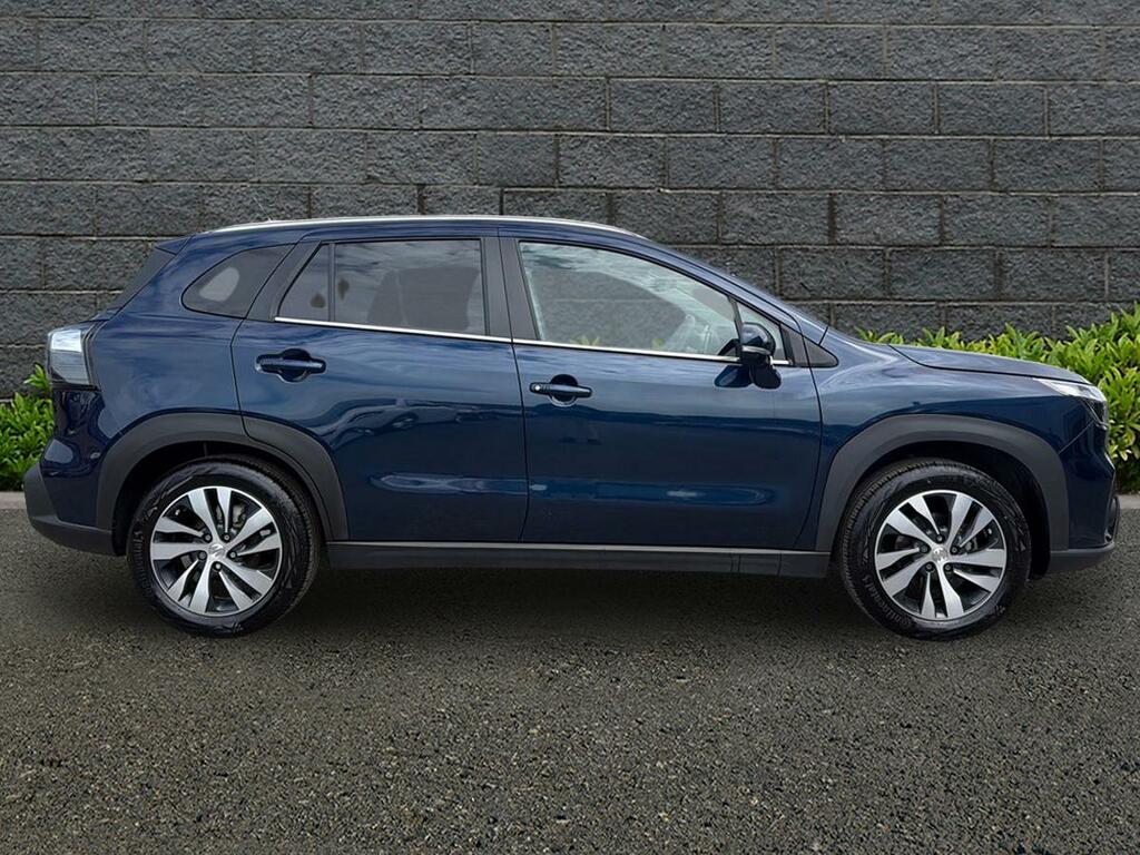 Suzuki S Cross 2025 75 Motion #8