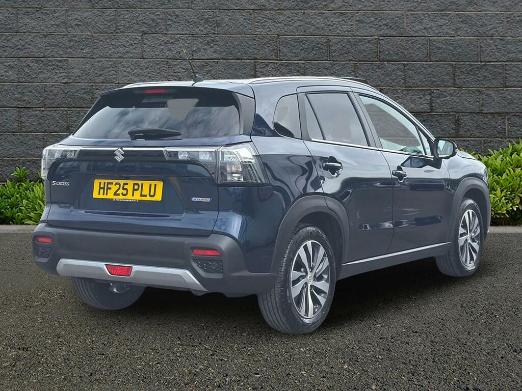 Suzuki S Cross 2025 75 Motion #7