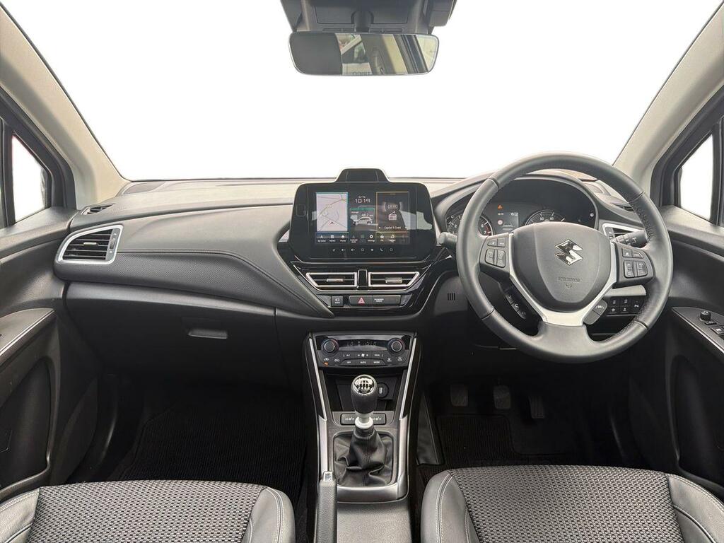 Suzuki S Cross 2025 75 Motion #12