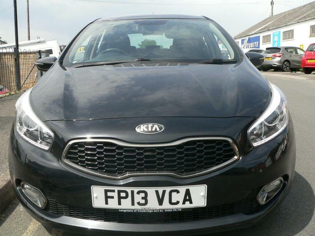 Kia Ceed 1.6 Crdi 2 Euro 5 FP13VCA Black #2