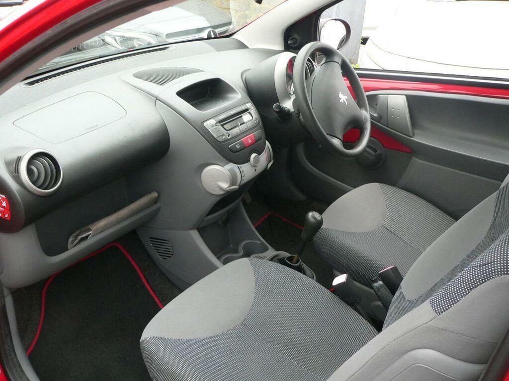 Peugeot 107 Red #10