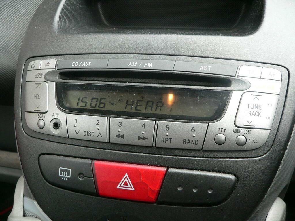 Peugeot 107 Red #21