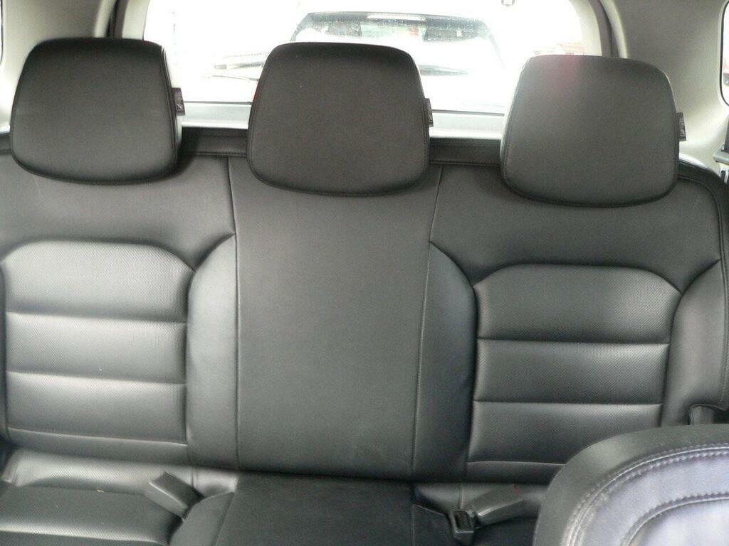 SsangYong Turismo D Se Silver #11