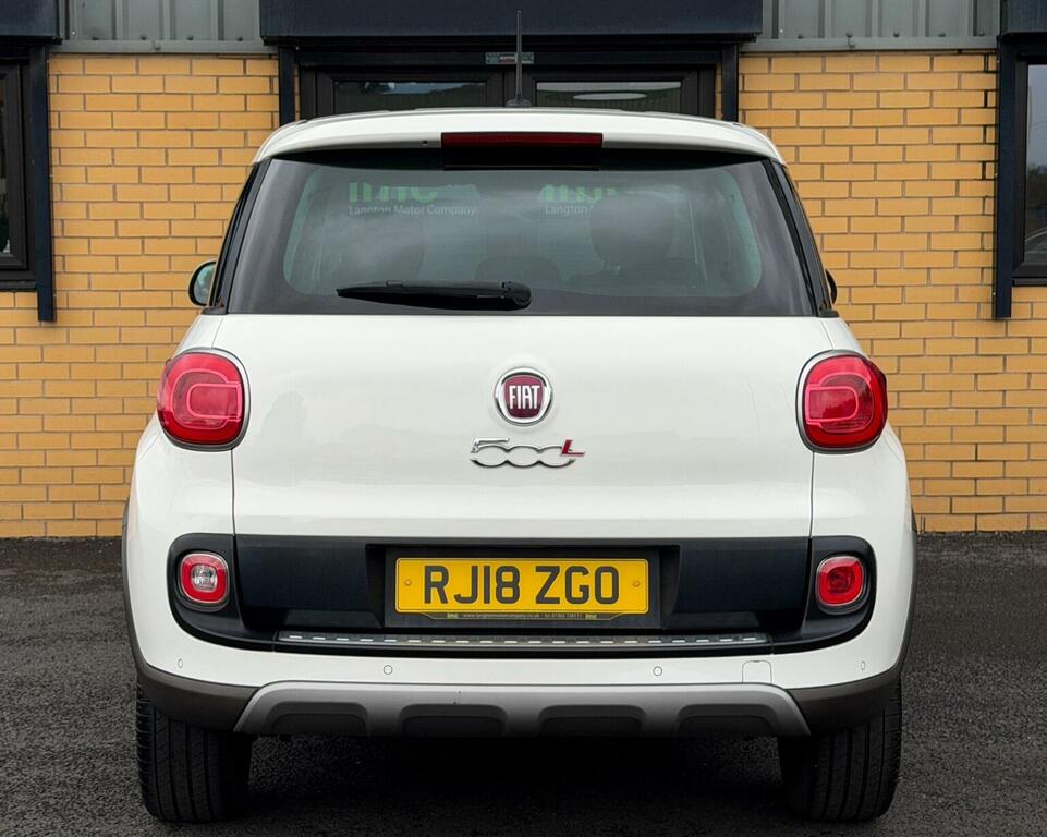 Fiat 500L Yellow #13