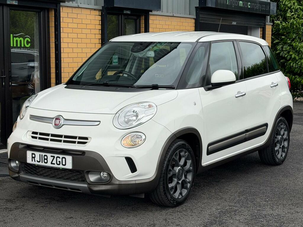 Fiat 500L Yellow #19