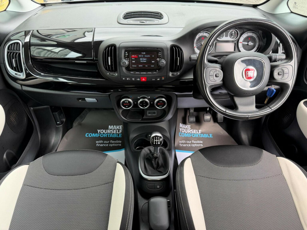Fiat 500L Yellow #49