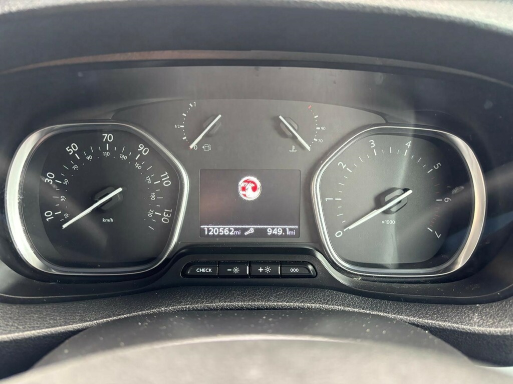 Vauxhall Vivaro Vivaro F2700 Dynamic Ss White #35